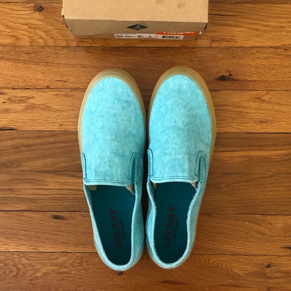 New In Box! Sperry Slip-On Sneaker With Memory Foam In Fun Turquoise Color - Picture 11 of 15